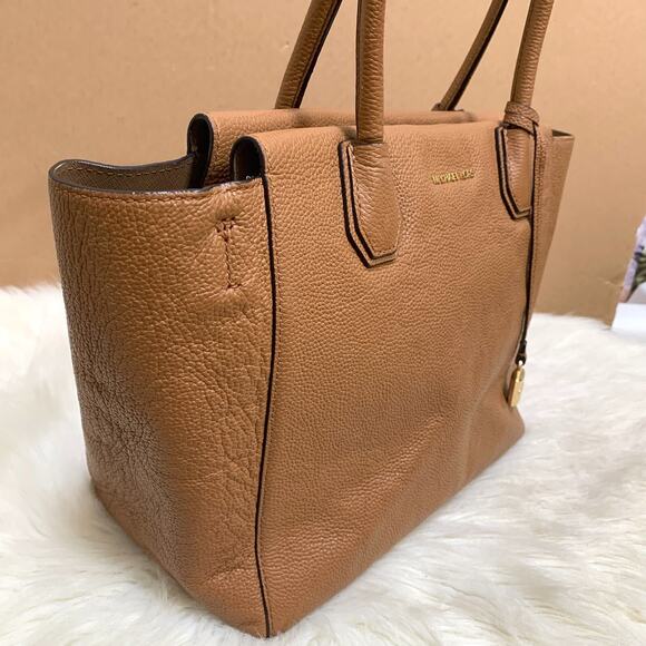 MICHAEL KORS Large Luggage Saffiano Leather MERCER Top Zip E/W Gallery Tote - Picture 4 of 14